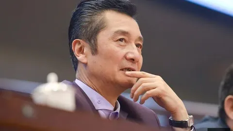 快船与猛龙交易流程：联盟审核下的简单手续攻略